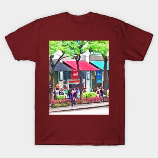 Chicago IL - Shopping Along Michigan Avenue T-Shirt